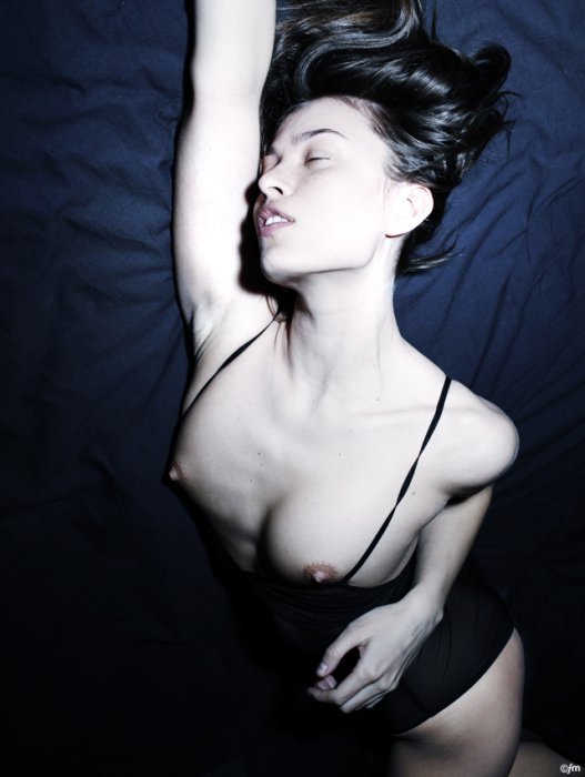 Девушки бывают разные