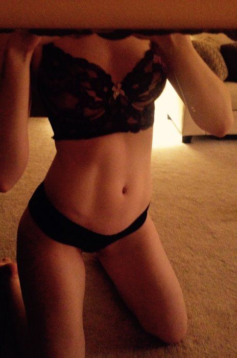 Девушки бывают разные