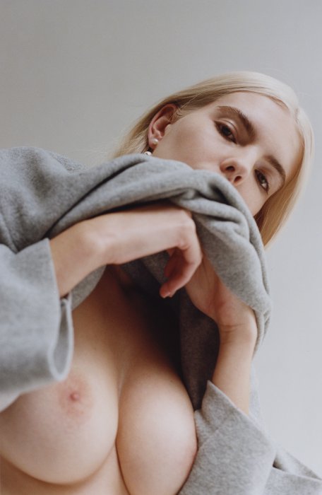 Девушки бывают разные