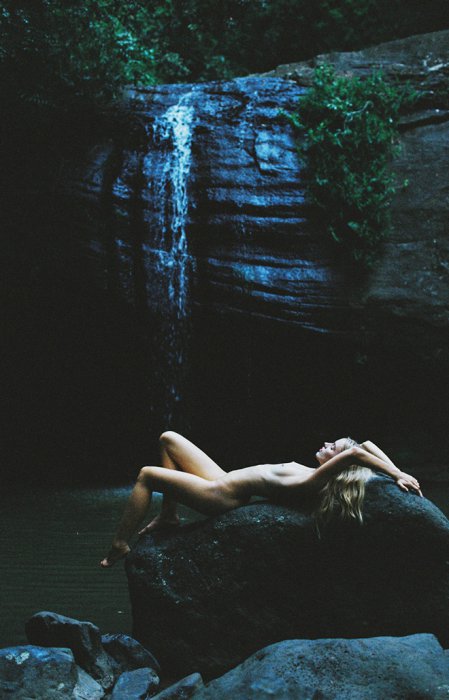 Девушки бывают разные