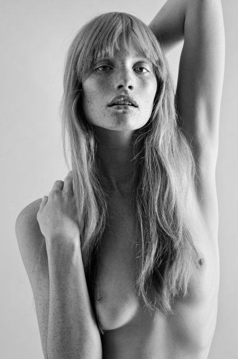 Девушки бывают разные