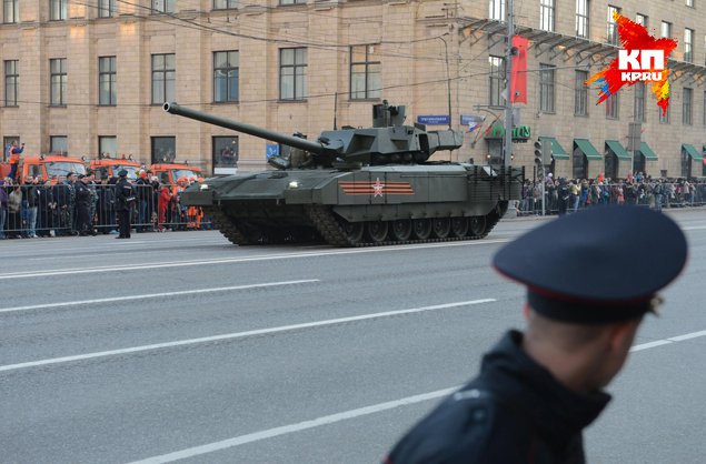 «Армата» сбросила брезентовую маскировку