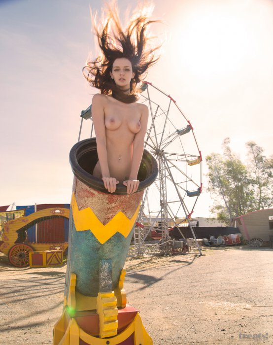 Девушки бывают разные