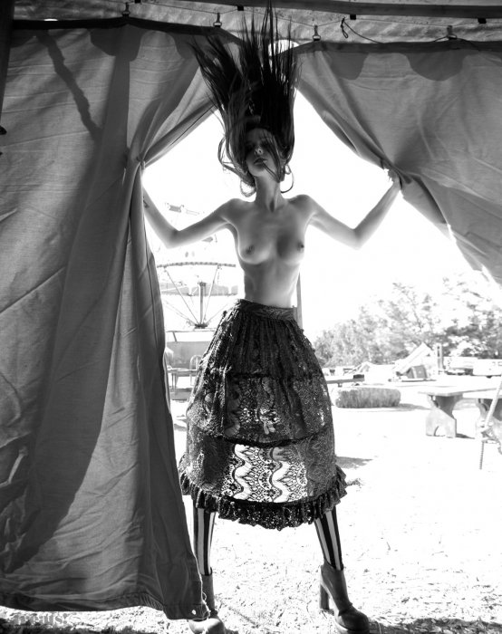 Девушки бывают разные