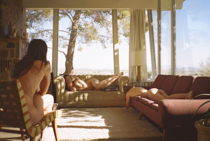 Девушки бывают разные