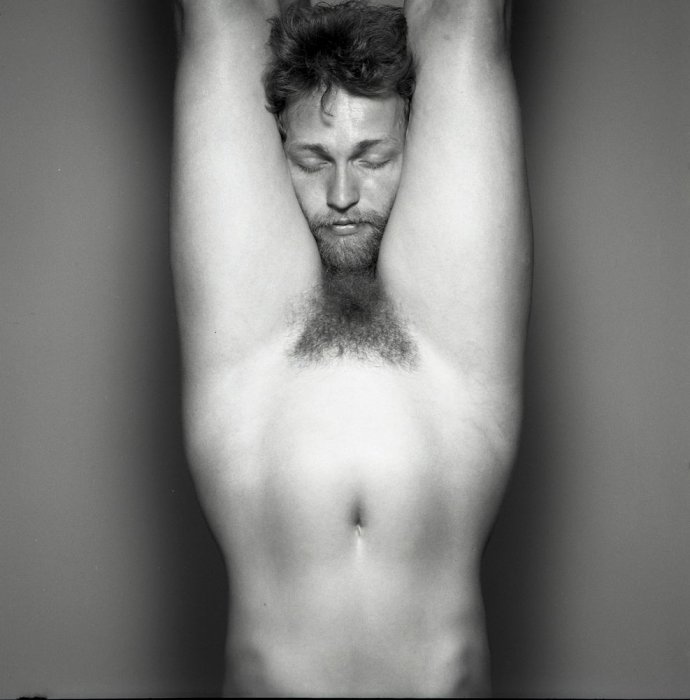 Девушки бывают разные