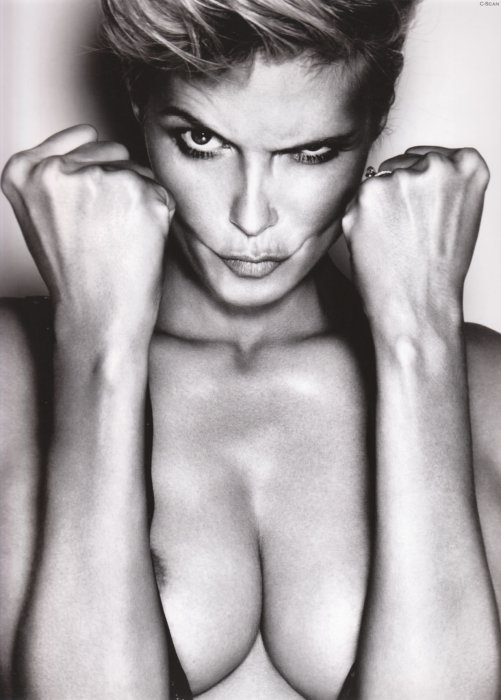 Девушки бывают разные