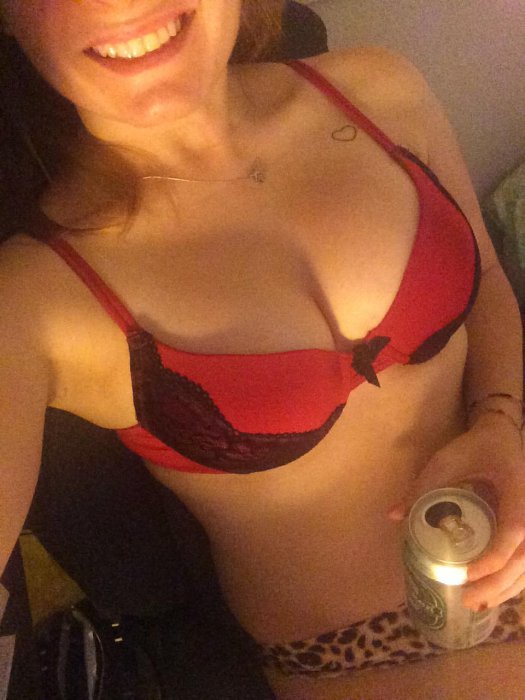 Девушки бывают разные