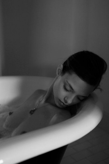 Девушки бывают разные