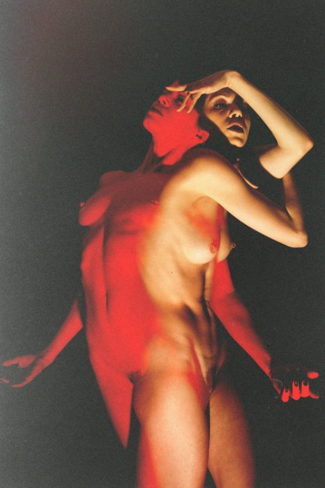 Девушки бывают разные