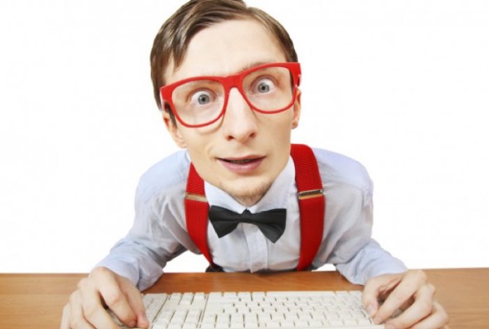 Как распознать идиота во время дискуссии в сети?