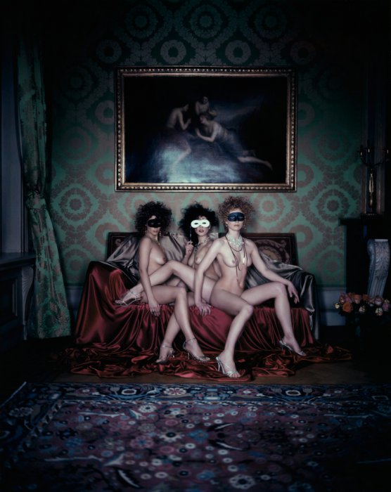 Девушки бывают разные