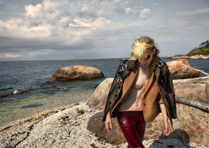 Девушки бывают разные