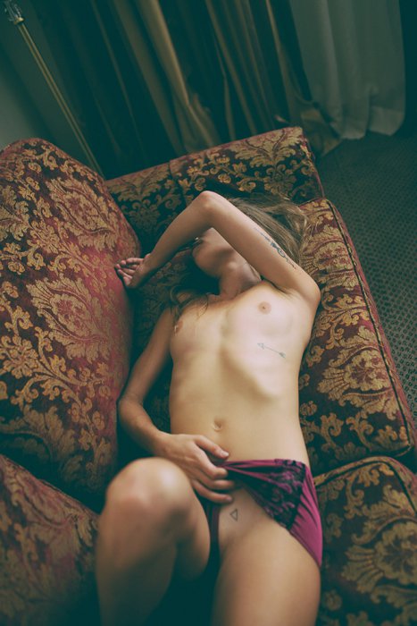 Девушки бывают разные