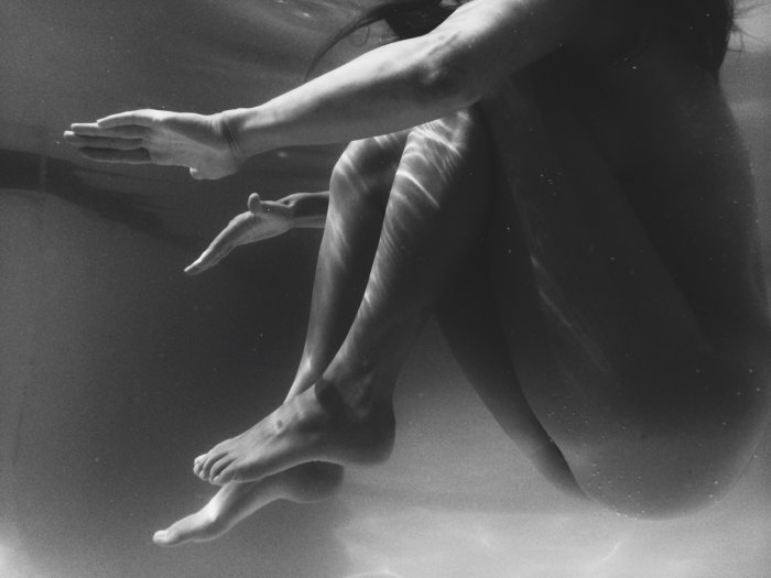 Девушки бывают разные