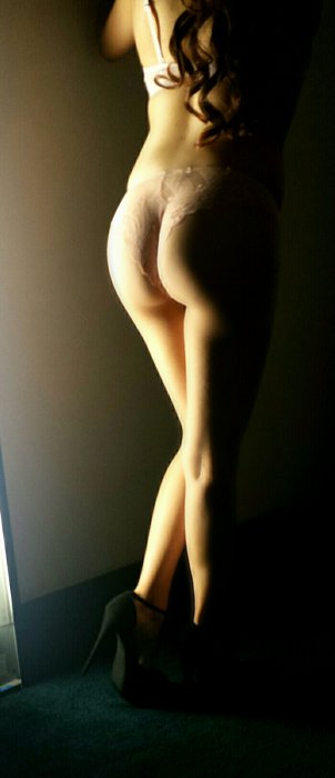 Девушки бывают разные