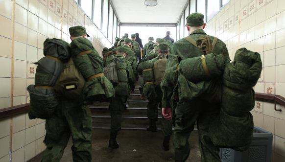 Срочник расстрелял 6 военных в Костромской области