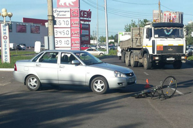 В Красноярске водитель «мерина», избивший велосипедиста, сам написал заявление о побоях