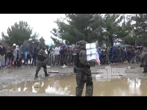 Они еще и нос от помощи воротят!