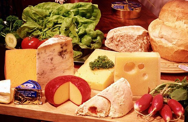 В красноярских магазинах все еще можно купить запрещенные продукты