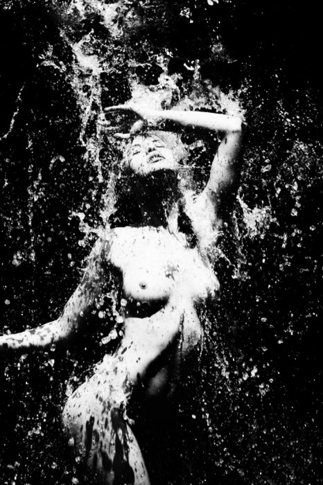 Девушки бывают разные