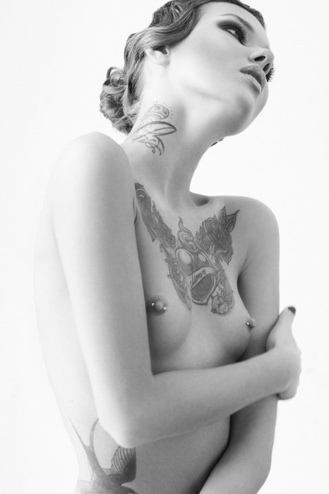 Девушки бывают разные