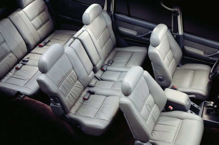 Toyota Land Cruiser. 65-й день рождения