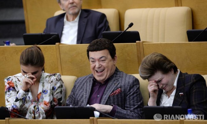 Только выиграли от обвала рубля считают в Госдуме