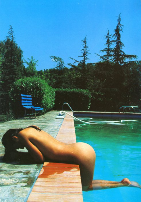 Девушки бывают разные