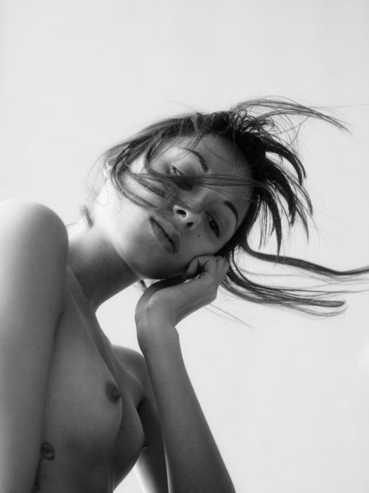 Девушки бывают разные