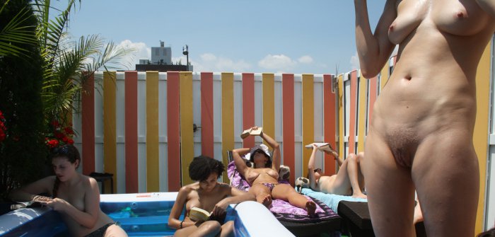 Девушки бывают разные