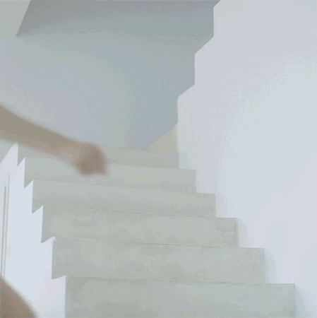 Девушки бывают разные