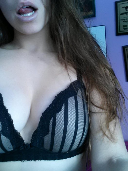 Девушки бывают разные