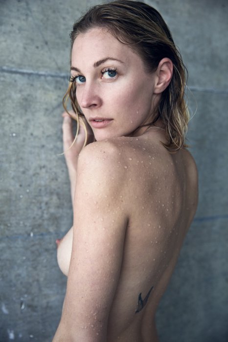 Девушки бывают разные