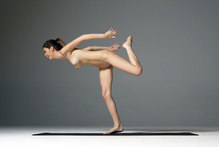 Девушки бывают разные