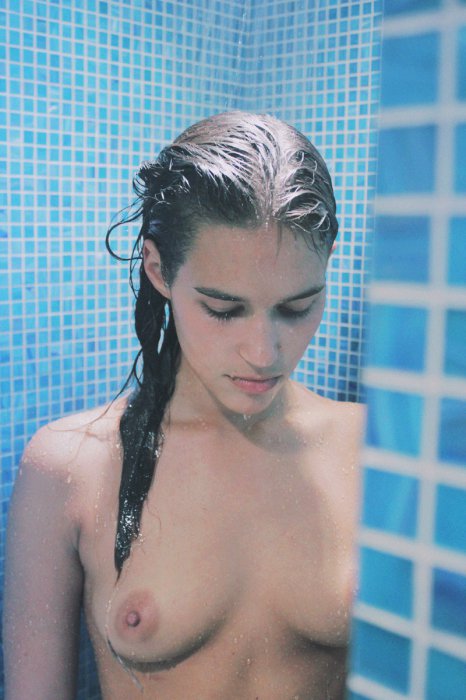 Девушки бывают разные