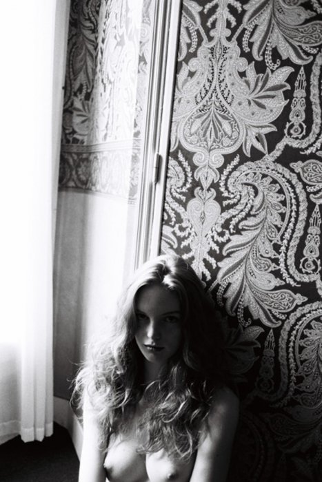 Девушки бывают разные