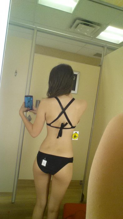 Девушки бывают разные