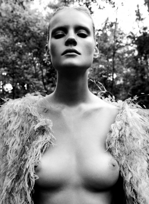 Девушки бывают разные