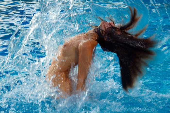 Девушки бывают разные