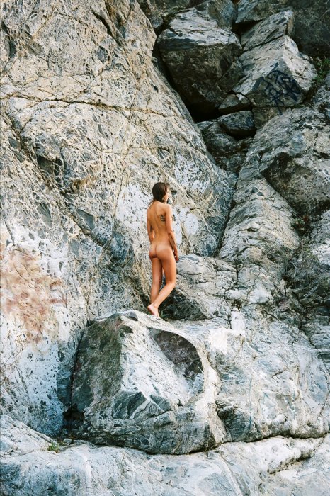 Девушки бывают разные