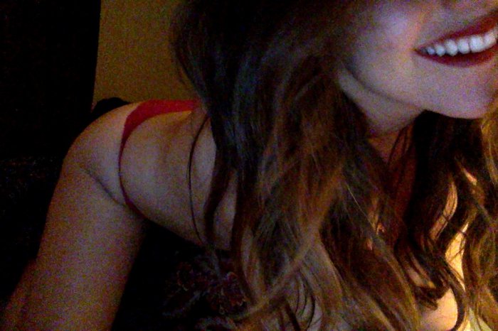 Девушки бывают разные