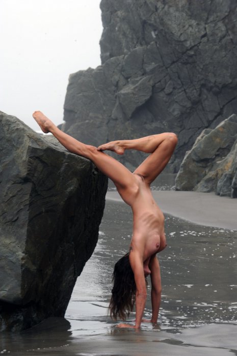 Девушки бывают разные