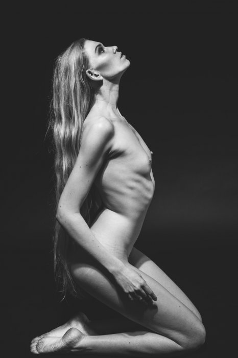 Девушки бывают разные