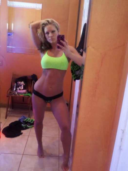 Девушки бывают разные