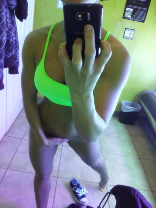 Девушки бывают разные