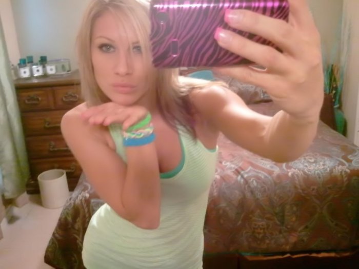 Девушки бывают разные