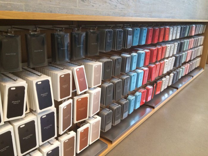 Айфон головного мозга: очереди в палатках за новыми iPhone 6s