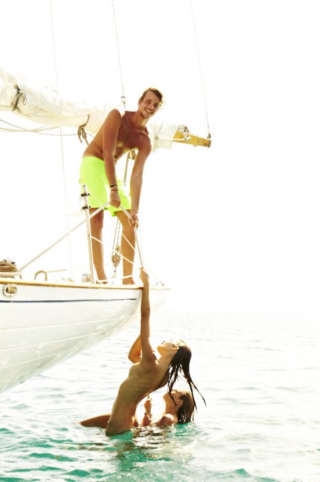 Девушки бывают разные