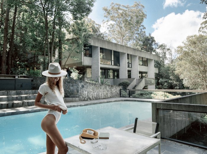 Девушки бывают разные